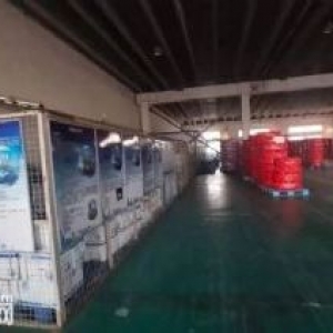 西青区汽车工业园2800平米厂房出租