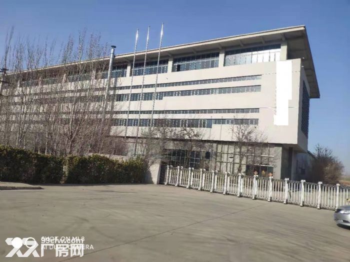 厂区大院内框架和钢结构厂房、另有独立小仓库，宿舍区办公区均有配备-图4